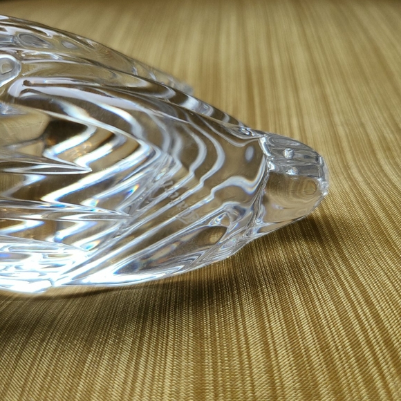 Waterford Legends & Lore Swan Figure with Stand - Picture 5 of 5